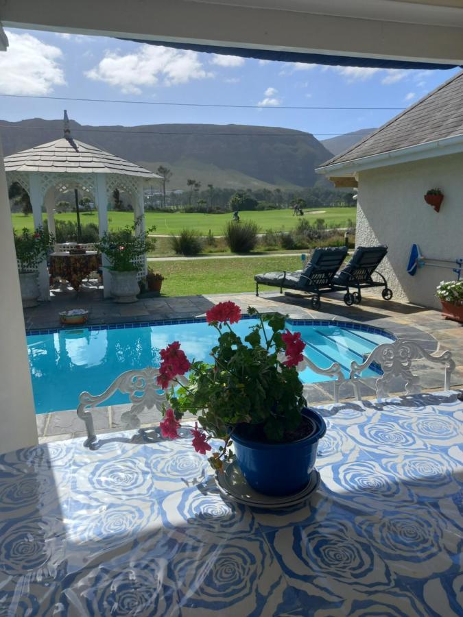 Mulligans Guest Lodge Hermanus Exterior photo