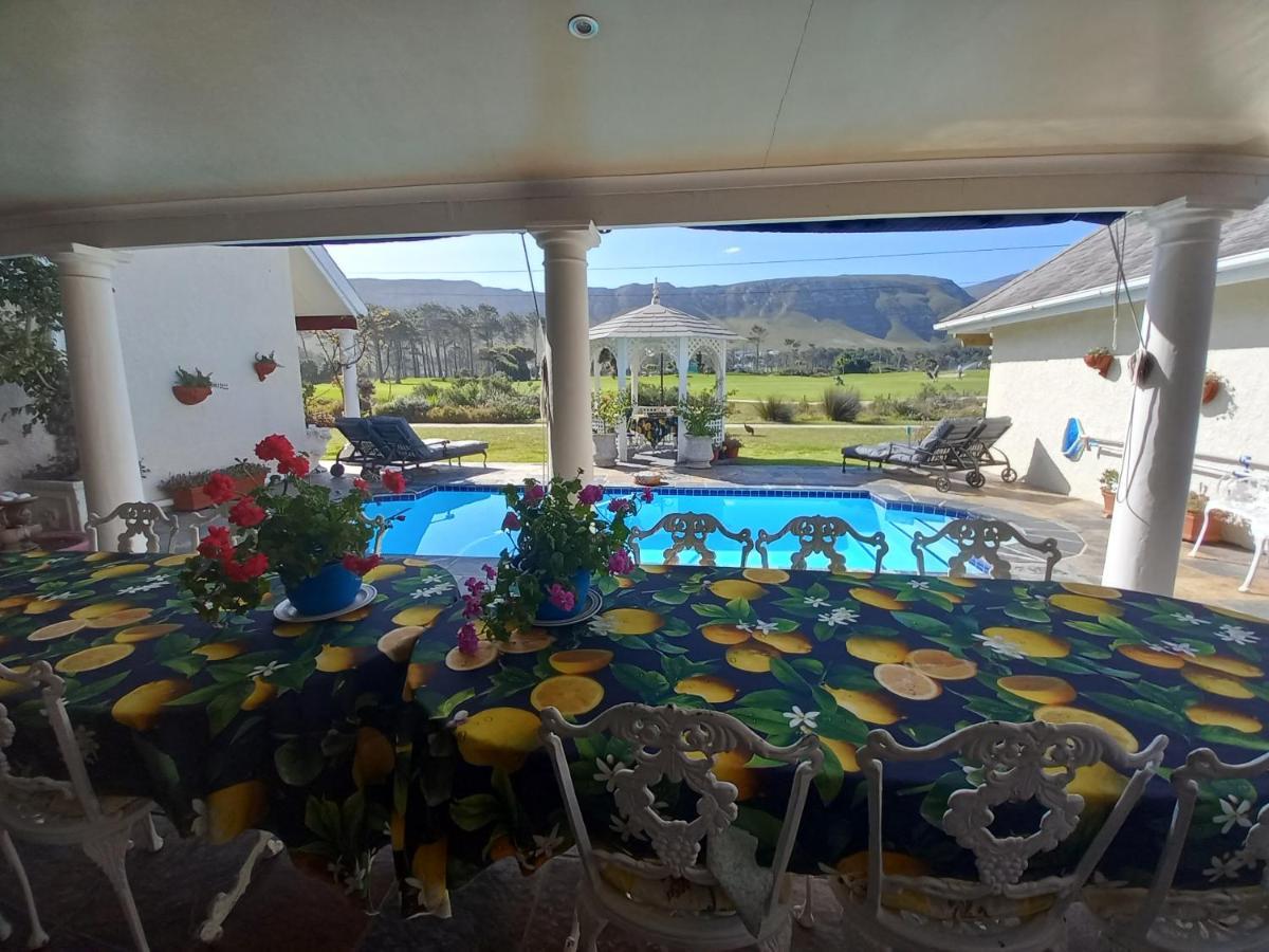 Mulligans Guest Lodge Hermanus Exterior photo