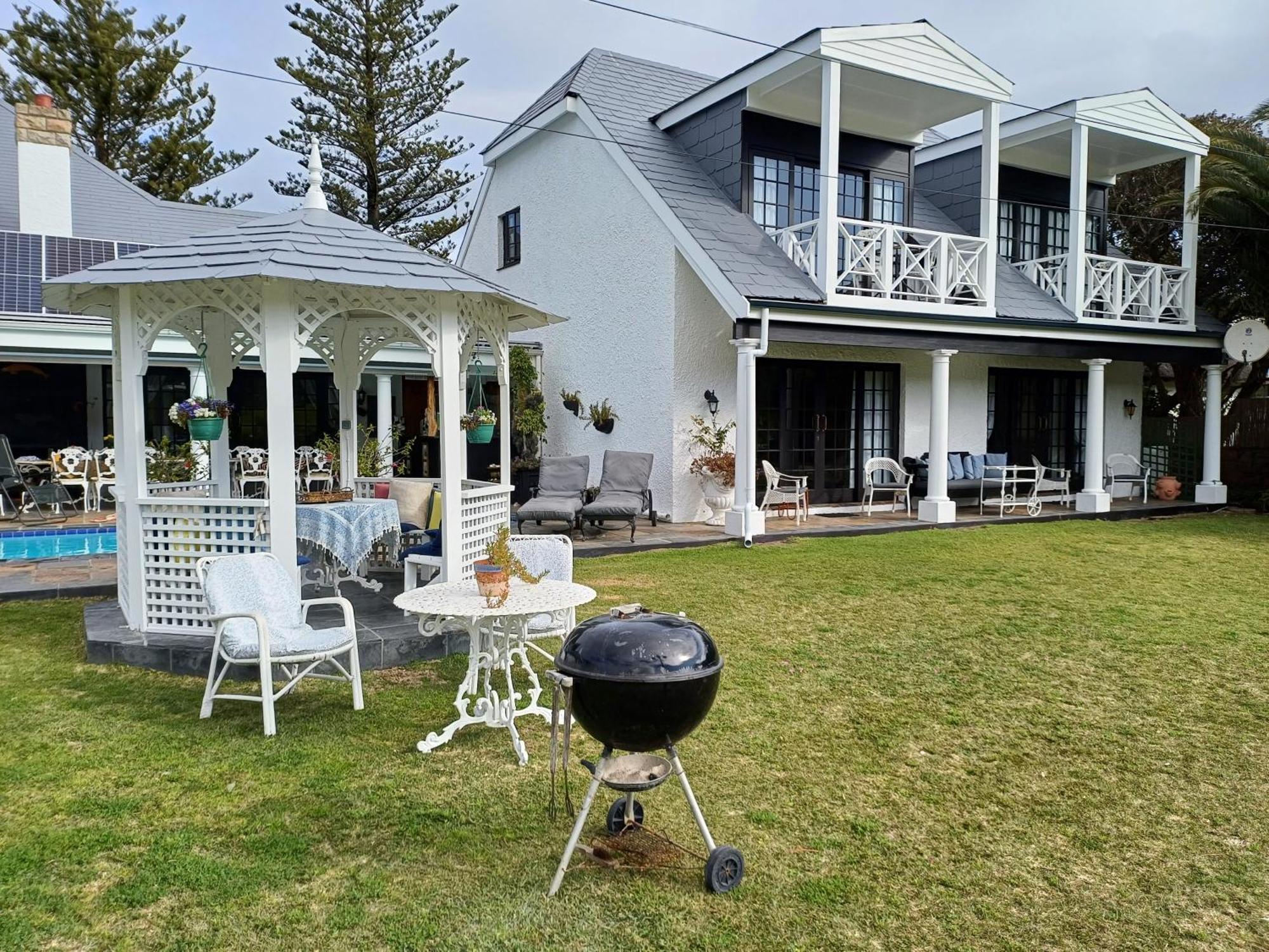Mulligans Guest Lodge Hermanus Exterior photo