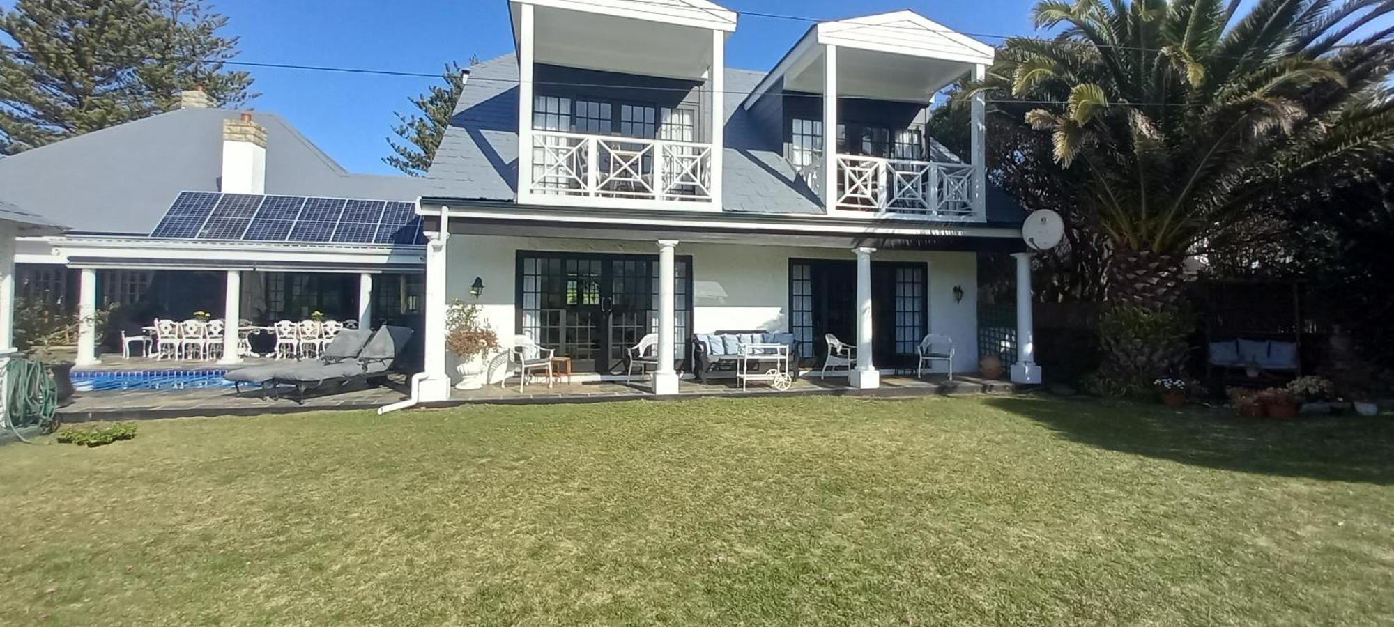 Mulligans Guest Lodge Hermanus Exterior photo