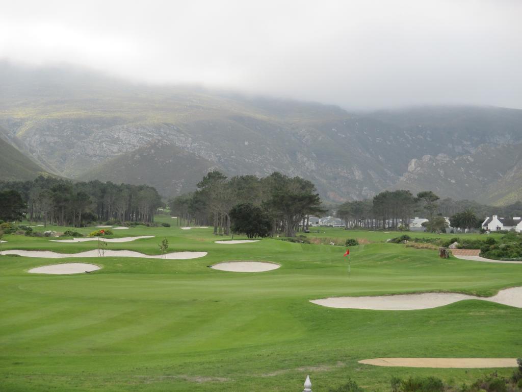 Mulligans Guest Lodge Hermanus Exterior photo